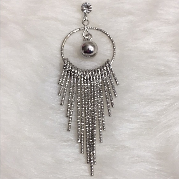 Sassy Chandelier Style Earring - Picture 3 of 6